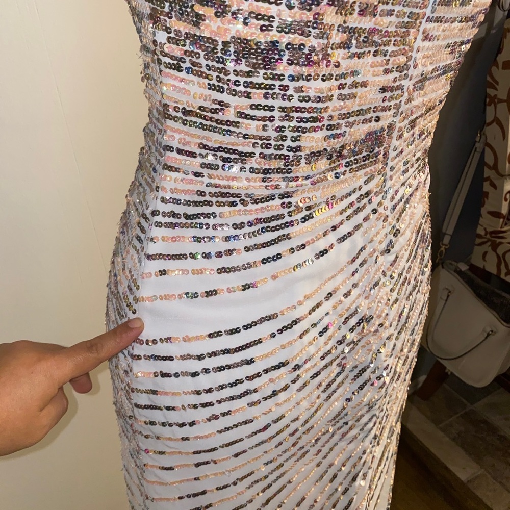 Barbie stunning dress high rise leg slit - Picture 9 of 17